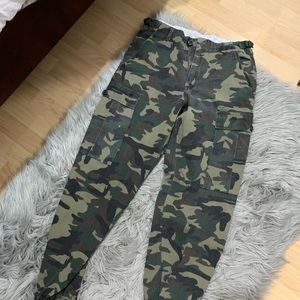 Camo pants joggers